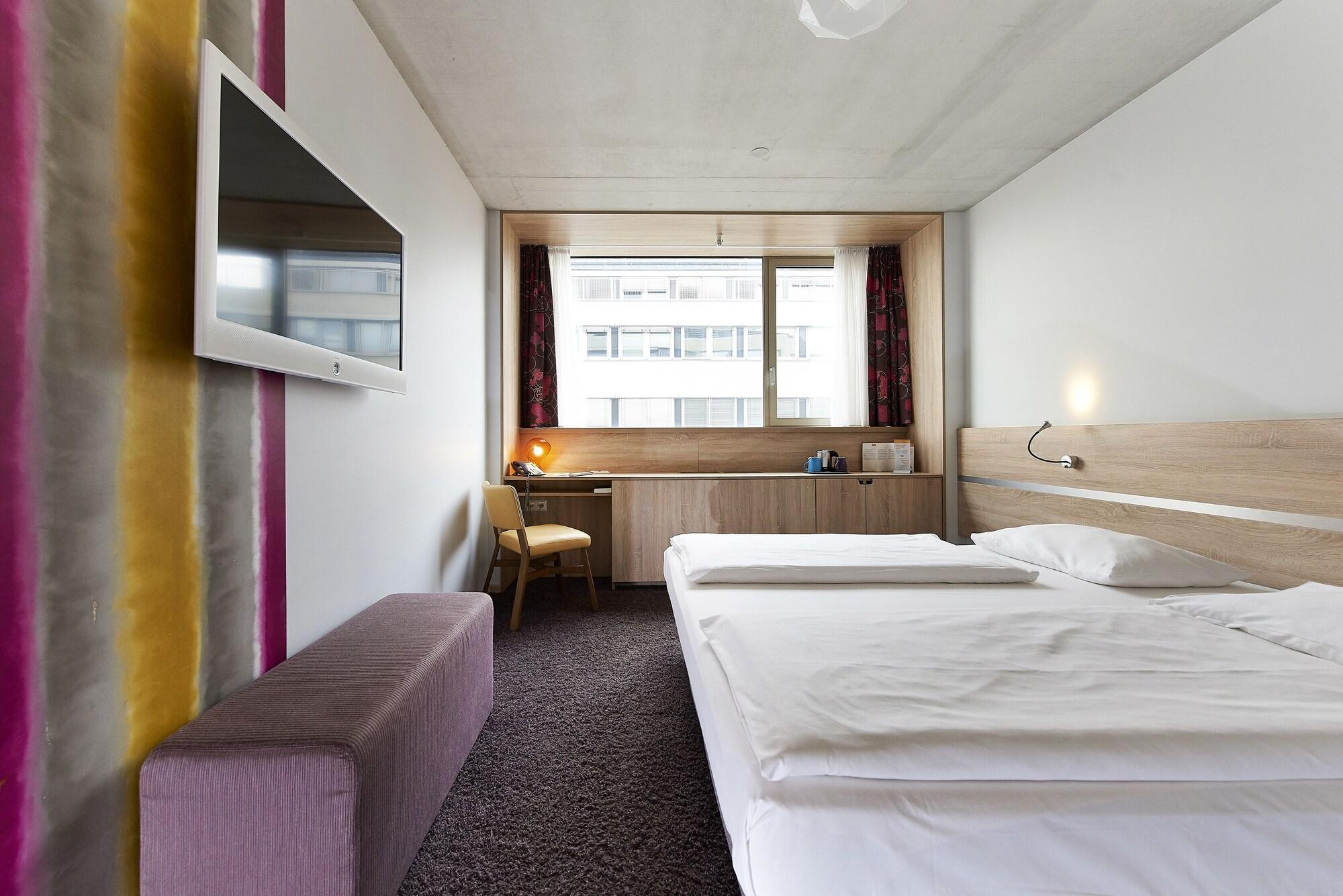 Simm'S Hotel - Cityhotel Next To Metro U3 Viena Exterior foto